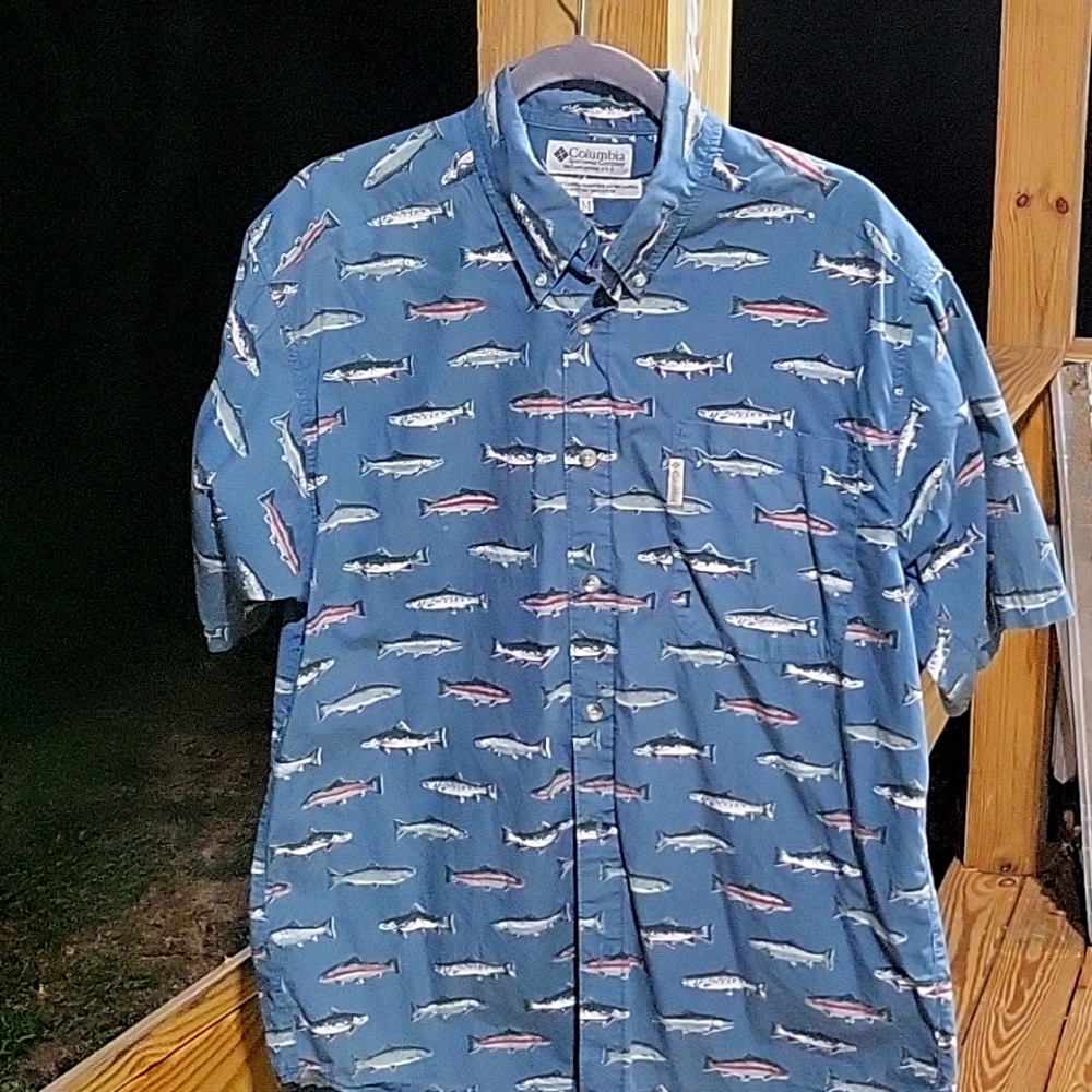 Columbia Trout Button Up Short Sleeve Men's Medium